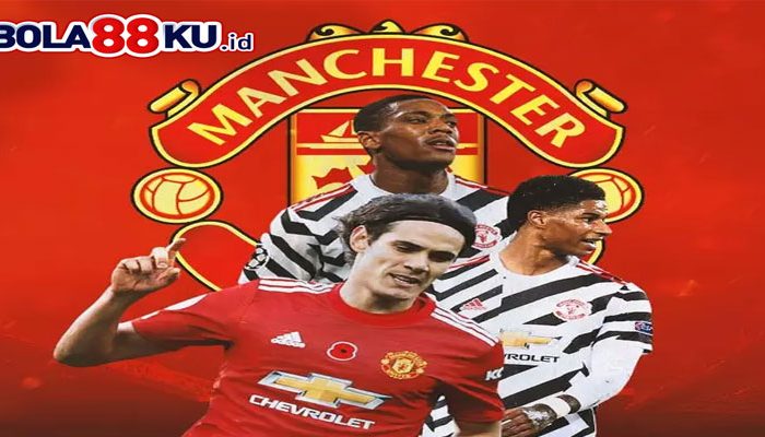 Edinson Cavani berjuang keras untuk menjadi pemain pilihan utama di sektor depan Manchester United. Pelan namun pasti ia mulai mendapat kepercayaan dari Ole Gunnar Solskjaer.