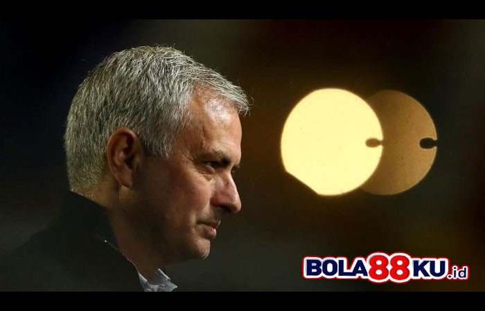 Ini Balasan Jose Mourinho atas Pujian Juergen Klopp