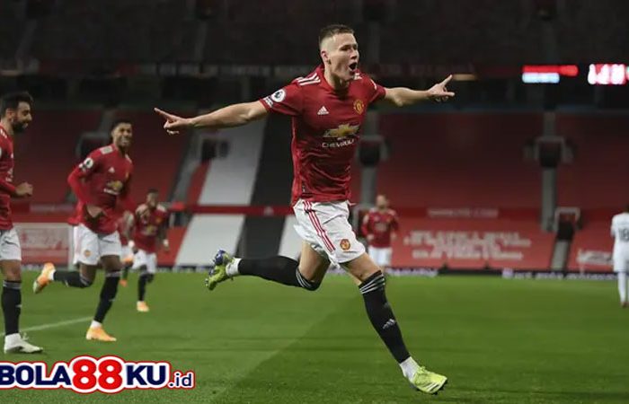 Scott McTominay Jelmaan Paul Scholes dan Roy Keane Sekaligus