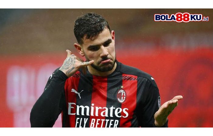 Theo Lagi Bahagia Banget, Jadi Pahlawan Milan dan Dipeluk Maldini