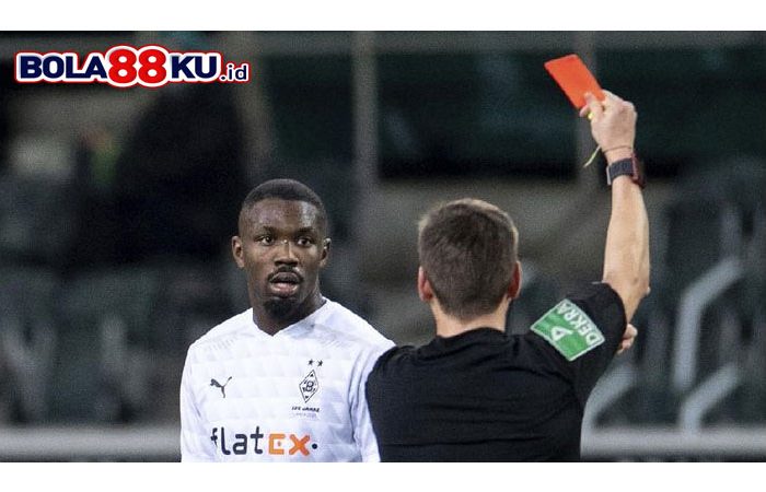 Ludah Marcus Thuram Juga Berbuah Sanksi Larangan Tanding