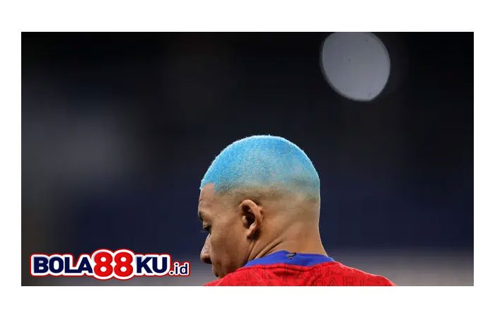 PSG Depak Tuchel, Ganjalan Real Madrid untuk Gaet Kylian Mbappe