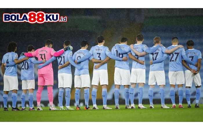 City Kukuh Sekali di Belakang, tapi Masih Memble di Depan