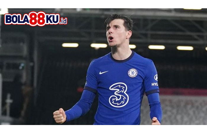Di Usia 22 Tahun, Mason Mount Lebih Baik dari Frank Lampard Dulu