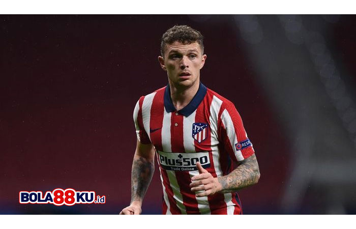 FIFA Tangguhkan Hukuman FA untuk Bek Atletico Kieran Trippier