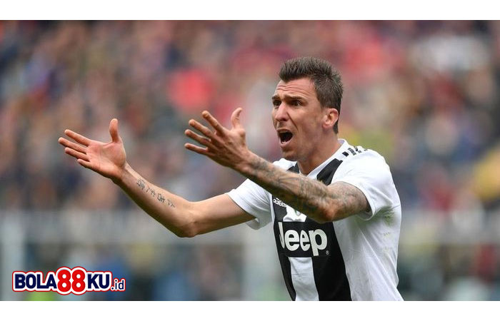Mandzukic Boleh Tua, tapi Semangat Anak Muda!