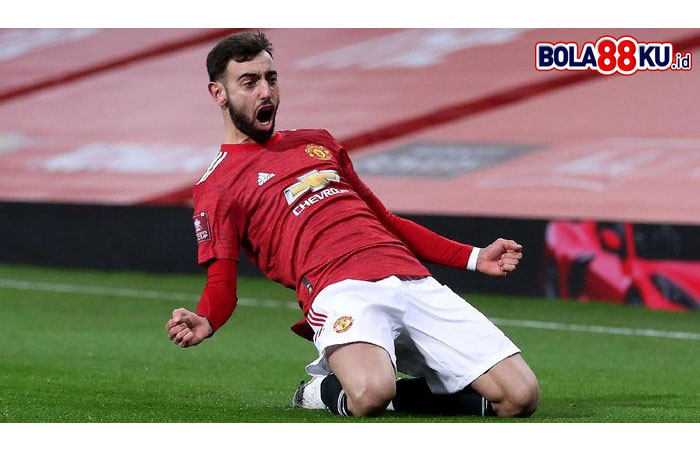 Tendangan Bebas Fernandes yang Depak Liverpool dari Piala FA