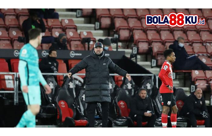 Klopp Murka Lihat Liverpool Main Buruk!