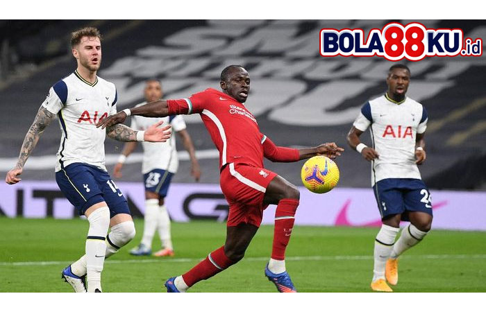 Liverpool Ungguli Tottenham di Babak Pertama