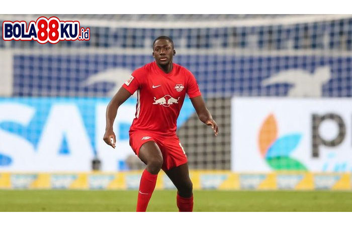 Klopp Maunya Beli Bek Baru, tapi....