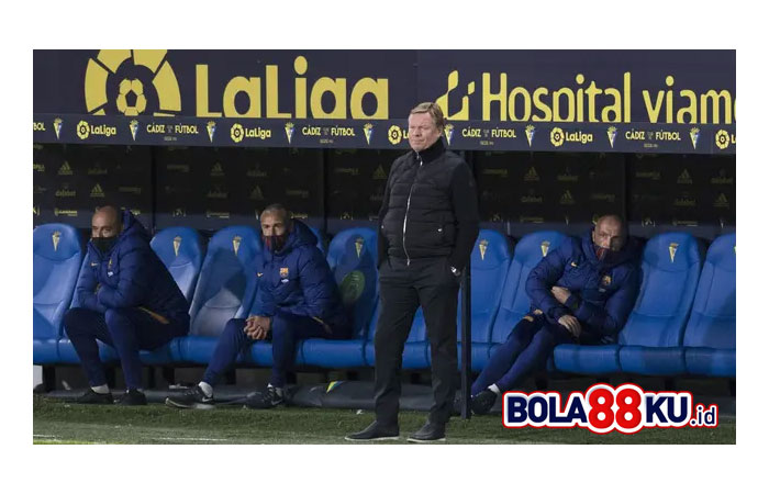 2 Asisten Ronald Koeman Positif COVID-19, Barcelona Tunda Latihan
