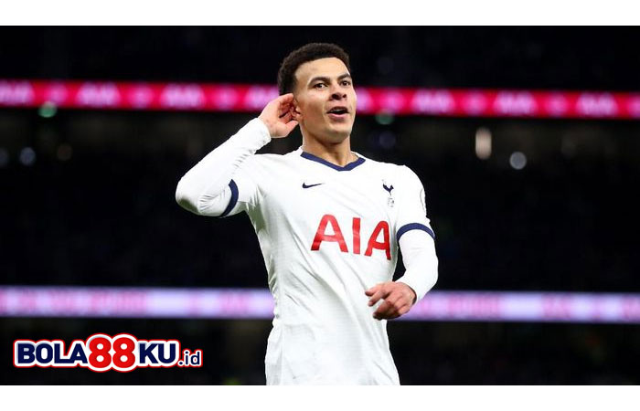 Muka Bete Dele Alli Usai Tottenham Ditahan Fulhaaaam