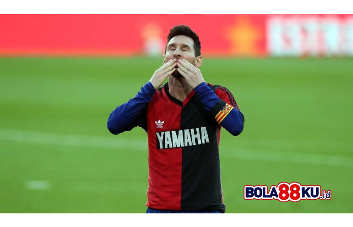 Top! Messi Ingin Lelang Sepatu Pemecah Rekor untuk Amal