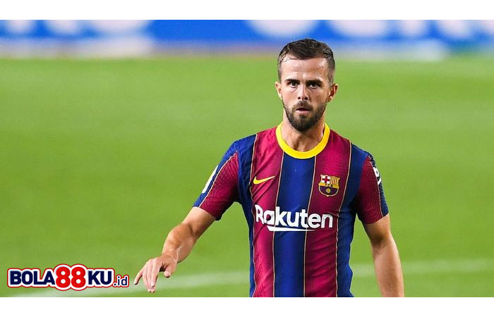 Pjanic Juga Heran, Kenapa Masih Minim Kesempatan di Barcelona