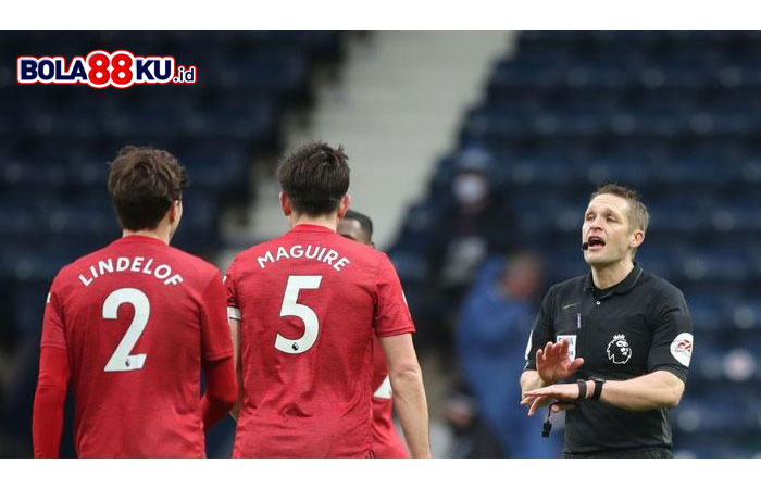 'Maguire dan Lindelof Jangan Main Bareng Lagi Deh!'