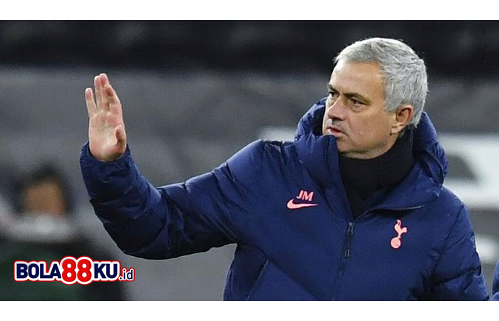 Mourinho Wanti-wanti Tuchel: Premier League Itu Berat