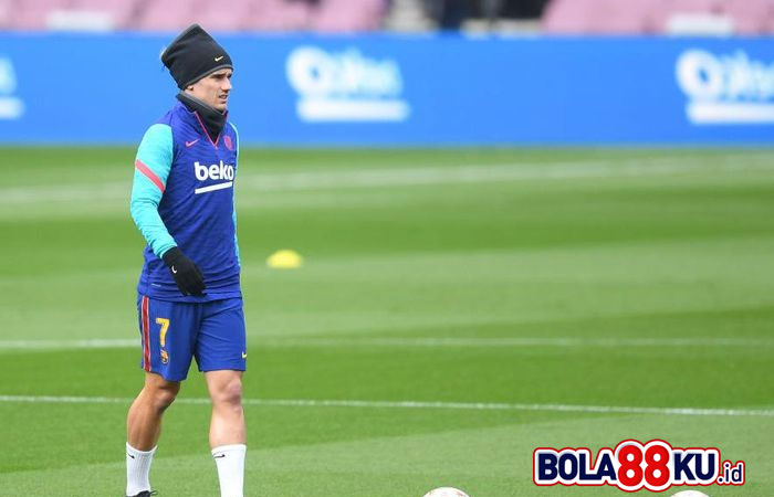 Inikah Penyebab Griezmann Menurun di Barcelona?