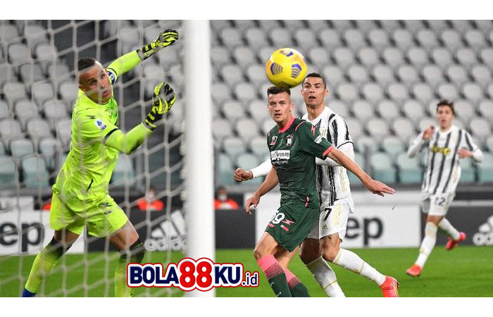 Juventus Vs Crotone: Ronaldo Dua Gol, Bianconeri Menang 3-0