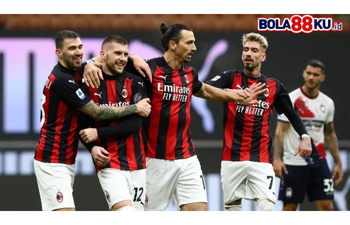 Pioli: Semua Pemain Milan Berlomba Jadi yang Terbaik