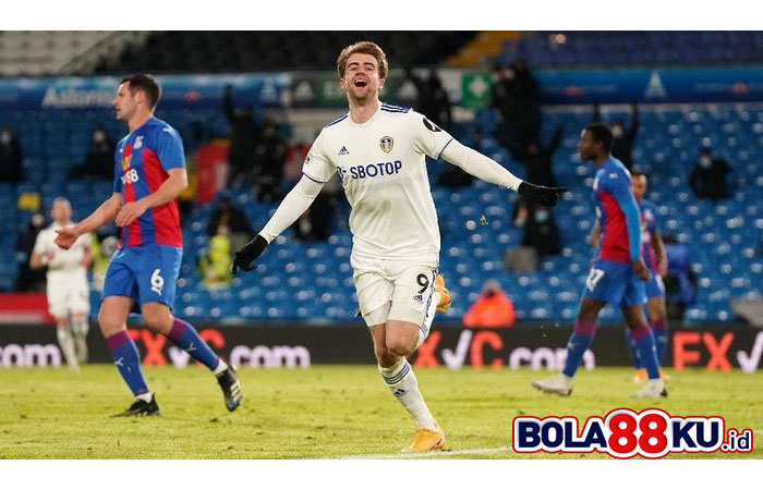Sinar Patrick Bamford di Leeds: Diam-diam Sudah 100 Gol