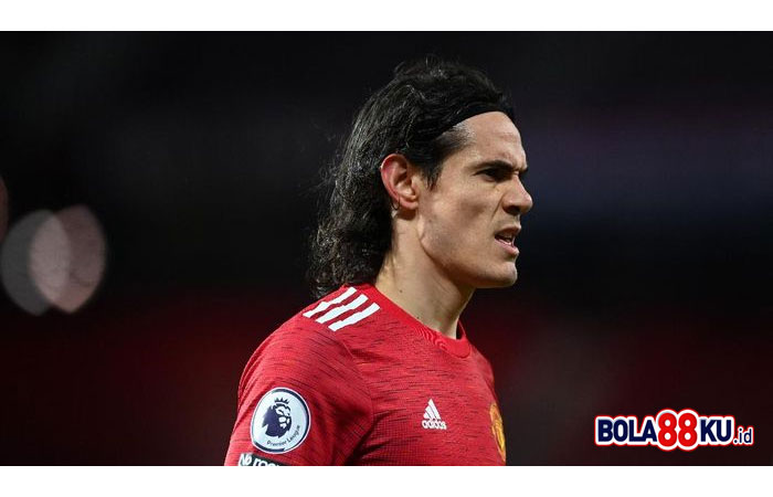 Cavani Hadapi Kesulitan Ini Usai Gabung Man United