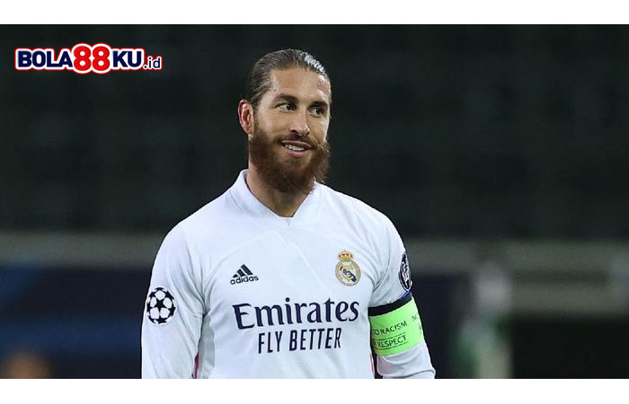 Ramos Diminta Tetap di Madrid, Bukan karena Terlanjur Lama tapi...