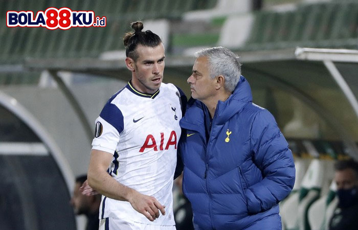 Gareth Bale Tidak Happy di Spurs Gara-gara Mourinho?