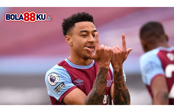 Southgate Tuntun Lingard Bangkit dari Keterpurukan