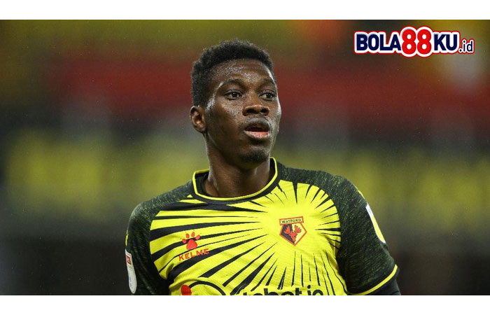 Cerita MU Nyaris Banget Rekrut Winger Watford