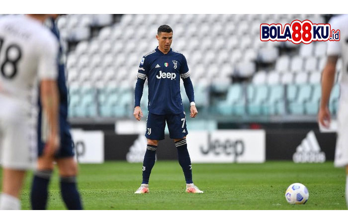 Kenapa Tendangan Bebas Ronaldo di Juventus Memble?