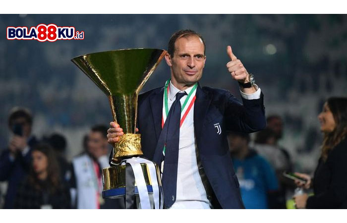 Allegri Dapat Banyak Tawaran, tapi Belum Ada yang Sreg