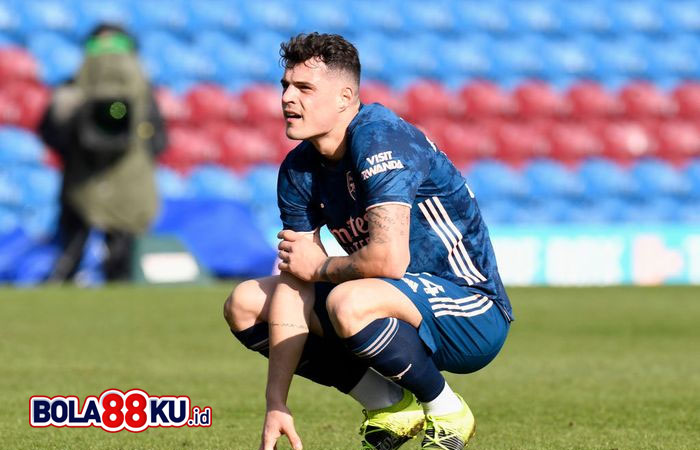 Granit Xhaka Raja Eror